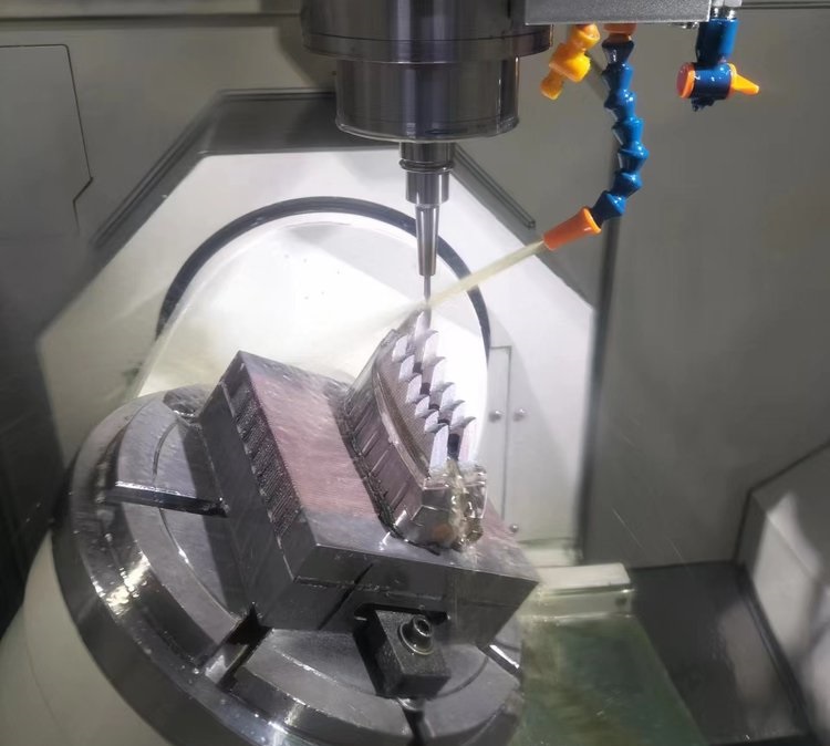 汽車模具五軸加工